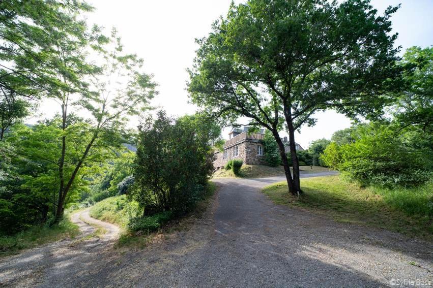 Отель Chateau De Longcol La Fouillade Экстерьер фото